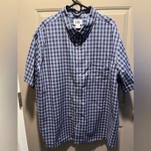Men’s Harbor Bay XXL short sleeve button down shirt.